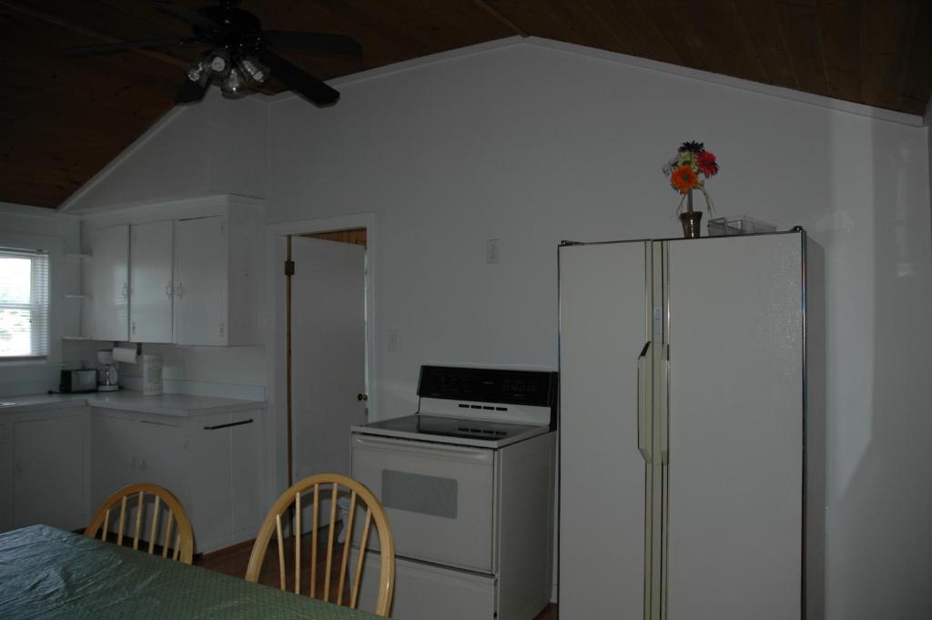 Channel Waterfront Cottages ウィアーズ・ビーチ 部屋 写真